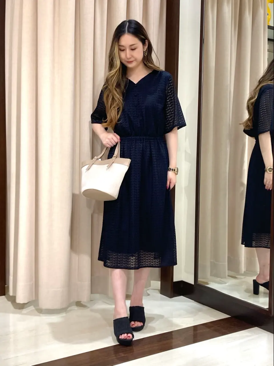 ANY SIS STAFF コーディネート画像