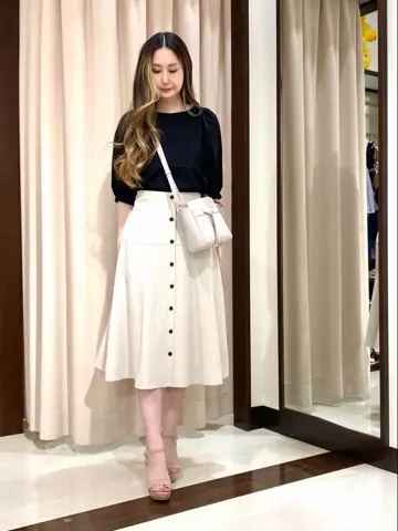 ANY SIS STAFF コーディネート画像