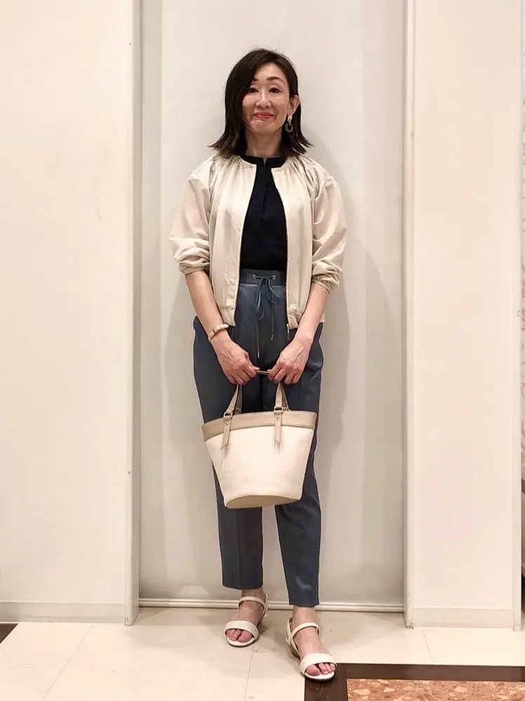 ANY SIS スタッフ コーディネート画像