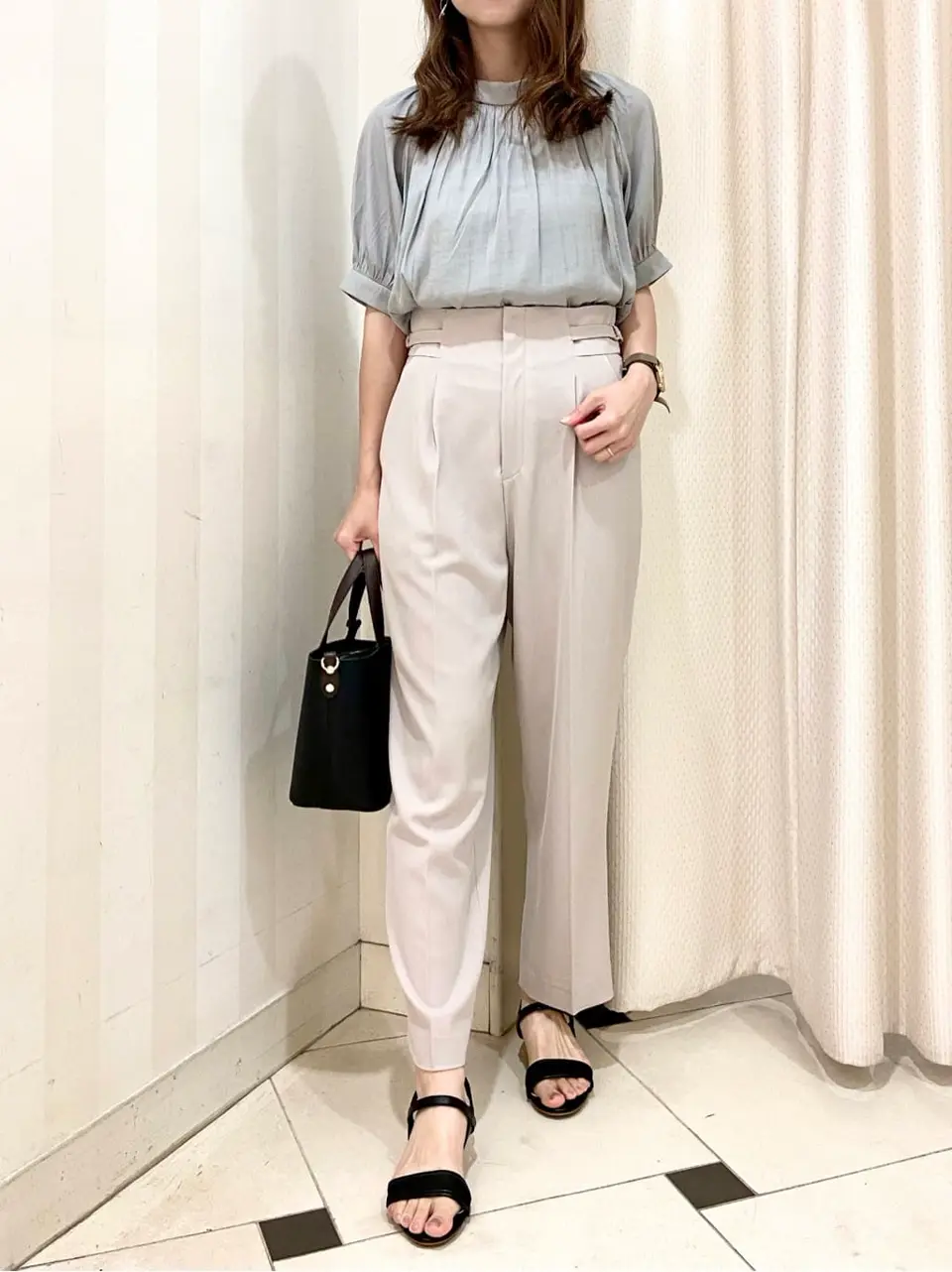 ANY SIS 金井 コーディネート画像