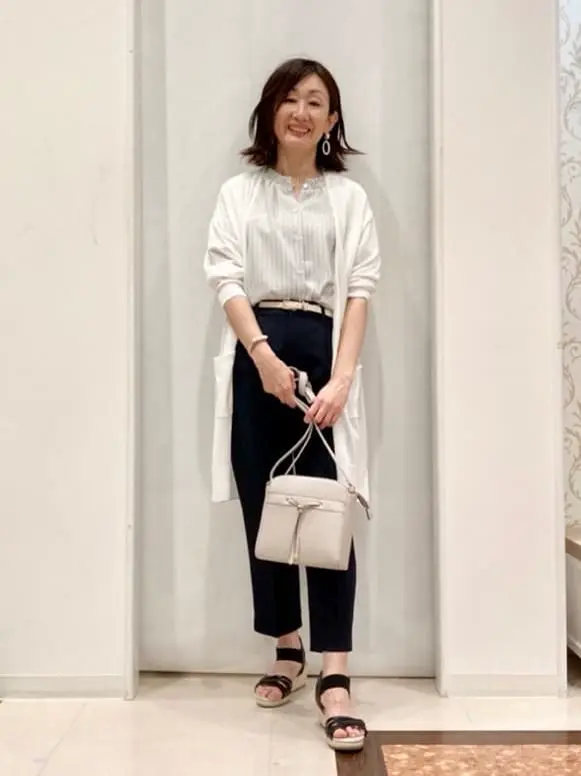 ANY SIS スタッフ コーディネート画像