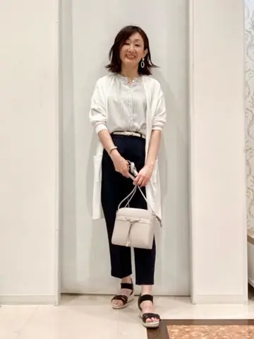 ANY SIS スタッフ コーディネート画像