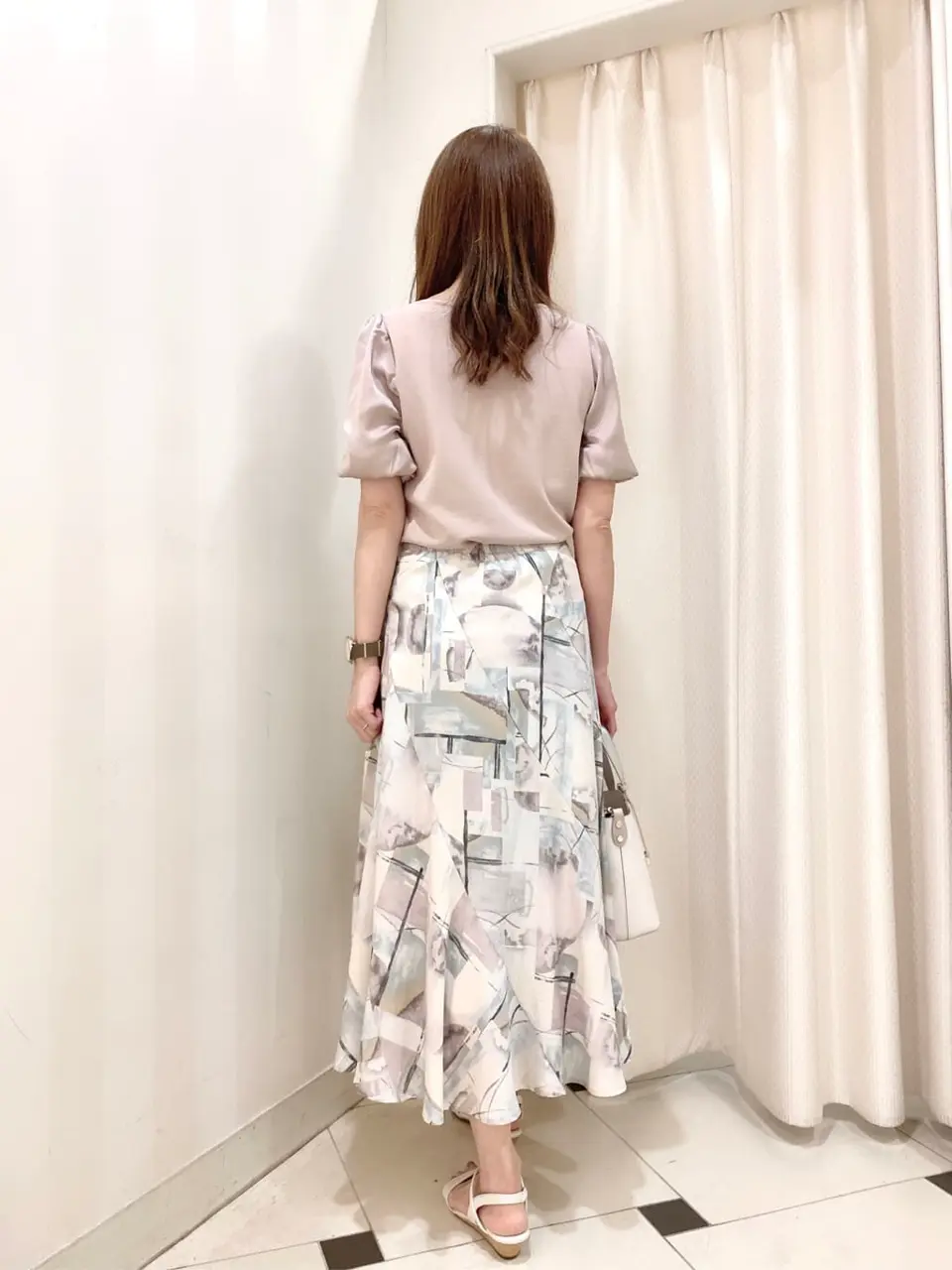 ANY SIS 金井 コーディネート画像