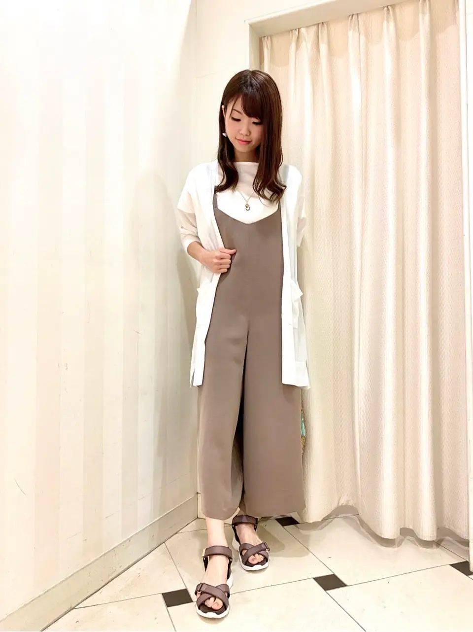 ANY SIS 金井 コーディネート画像