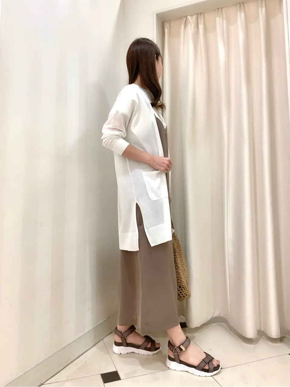 ANY SIS 金井 コーディネート画像