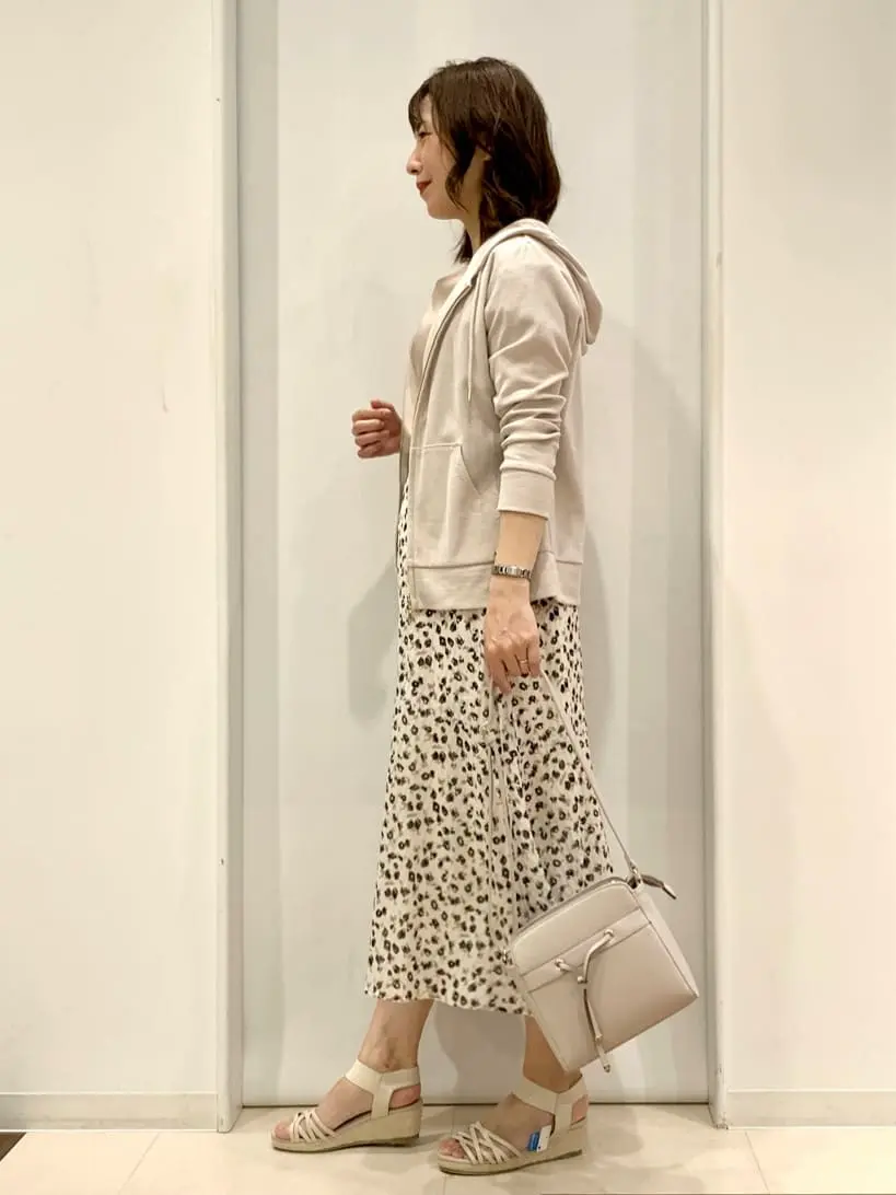 ANY SIS 横田 コーディネート画像