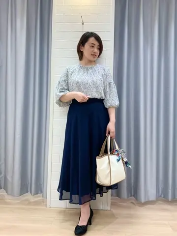 ANY SIS 丸岡 コーディネート画像