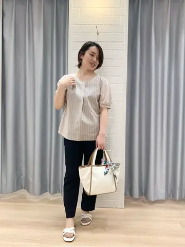 ANY SIS 丸岡 コーディネート画像