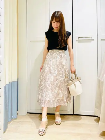 ANY SIS スタッフ コーディネート画像