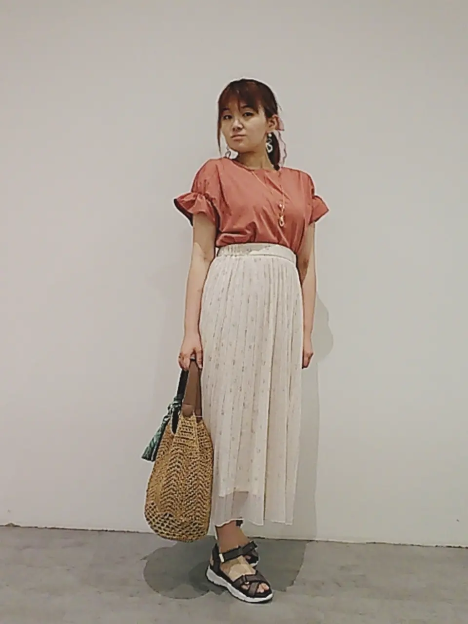  川根　彩 コーディネート画像