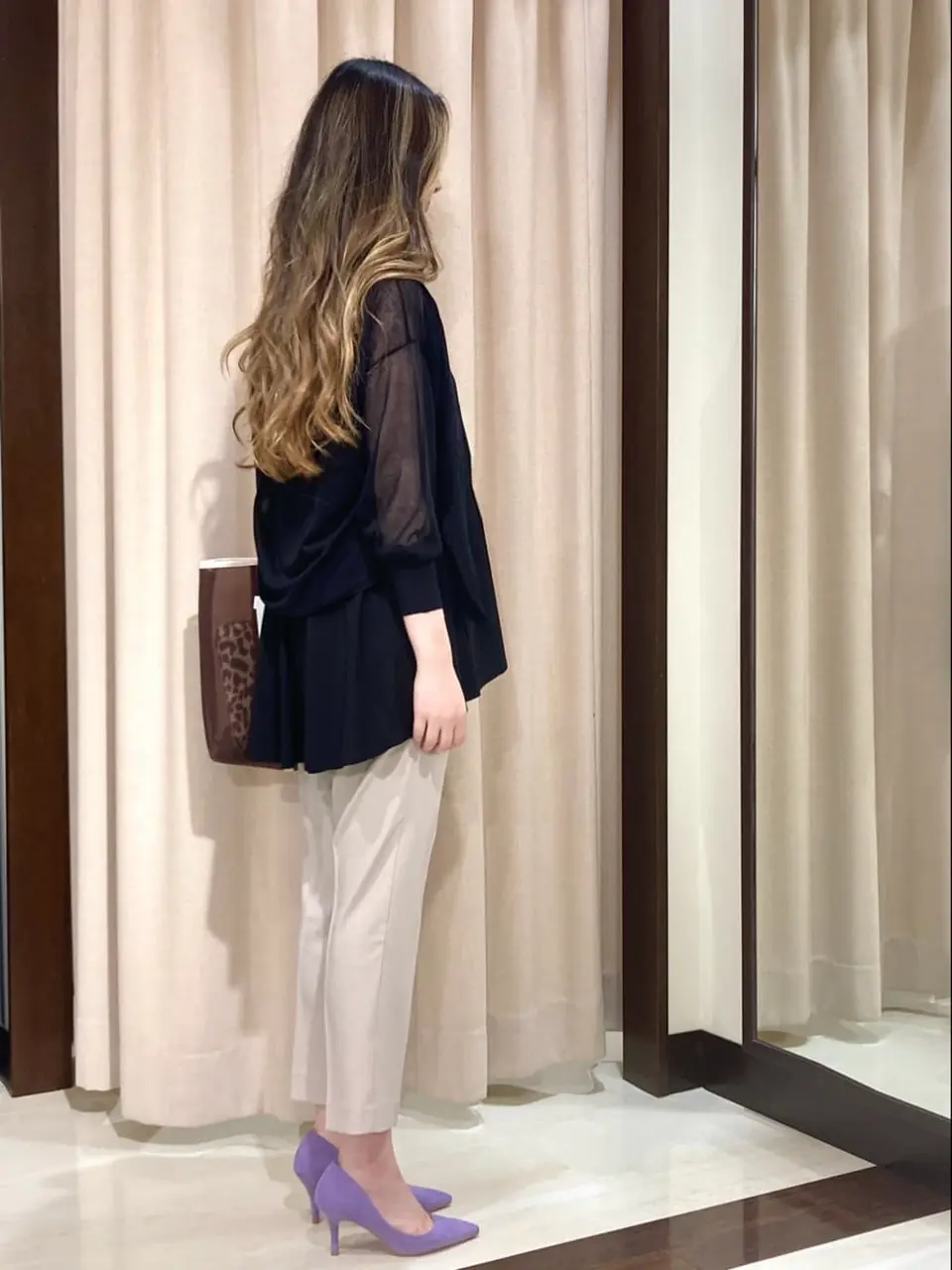 ANY SIS STAFF コーディネート画像