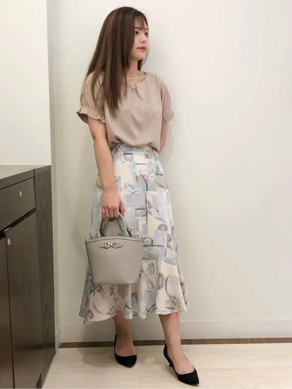 ANY SIS スタッフ コーディネート画像