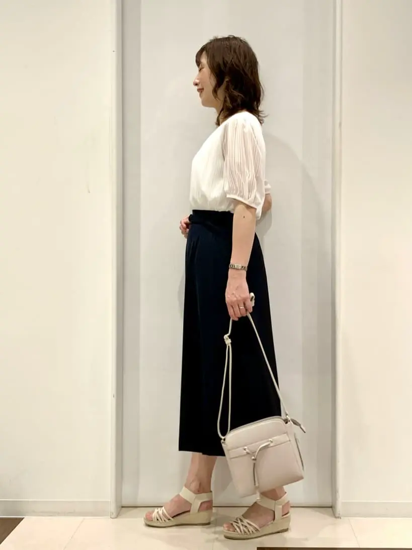 ANY SIS 横田 コーディネート画像