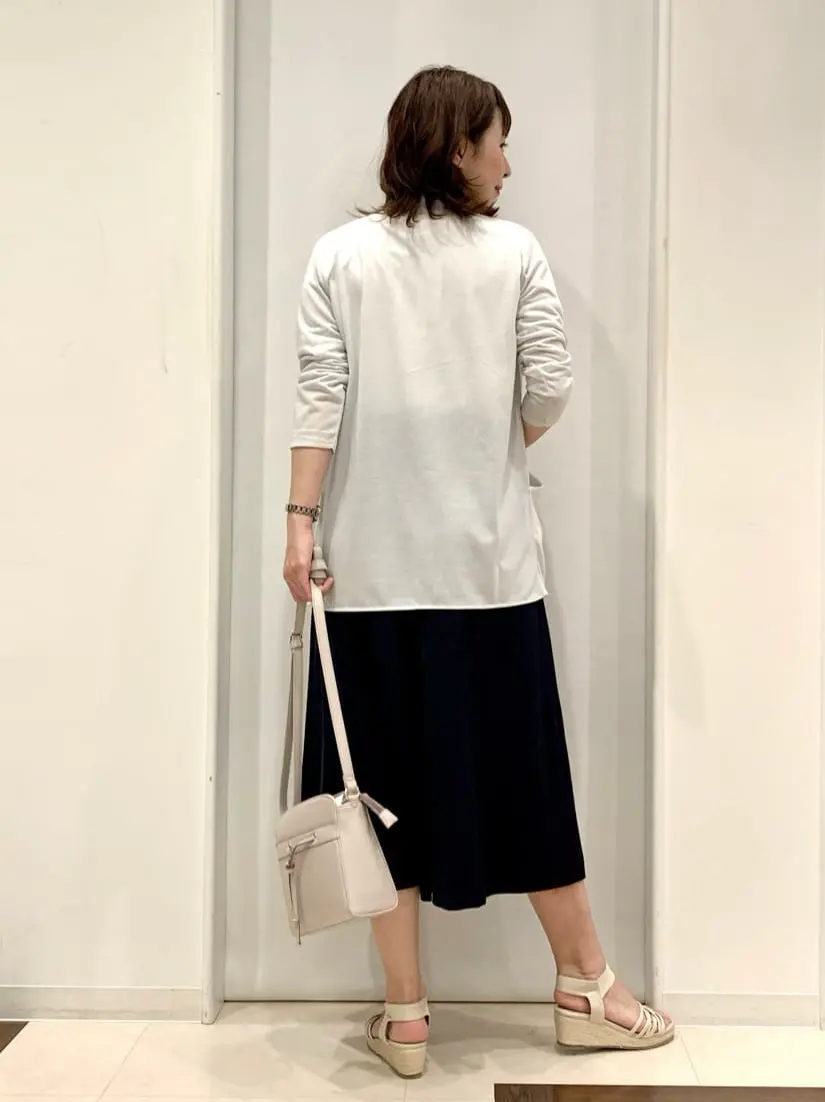 ANY SIS 横田 コーディネート画像