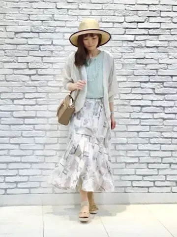 ANY SIS スタッフ コーディネート画像