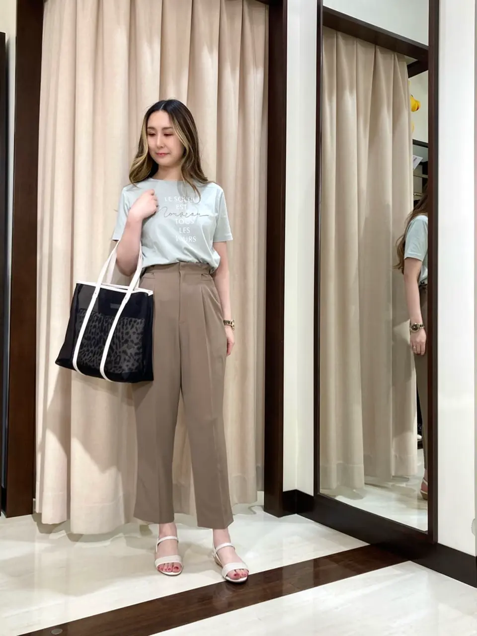 ANY SIS STAFF コーディネート画像