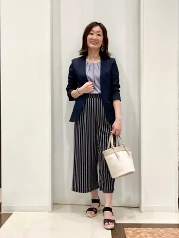 ANY SIS スタッフ コーディネート画像