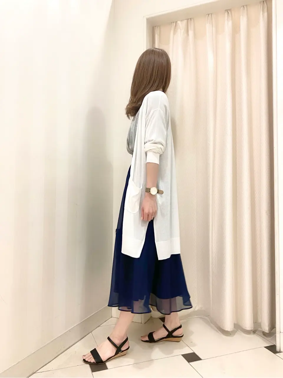 ANY SIS 金井 コーディネート画像