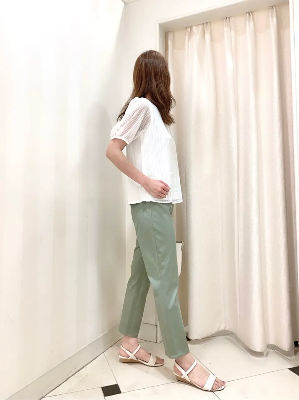 ANY SIS 金井 コーディネート画像