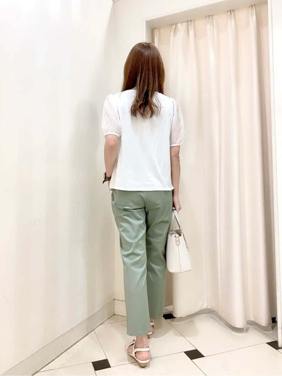 ANY SIS 金井 コーディネート画像