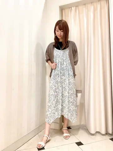 ANY SIS 金井 コーディネート画像