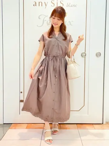 ANY SIS スタッフ コーディネート画像