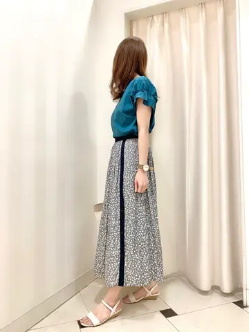 ANY SIS 金井 コーディネート画像