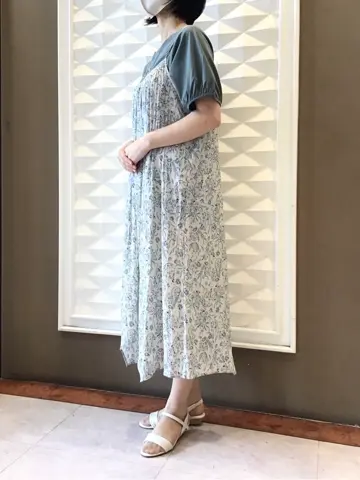 ANY SIS N コーディネート画像