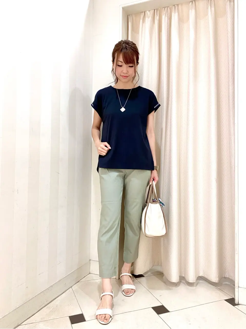 ANY SIS 金井 コーディネート画像