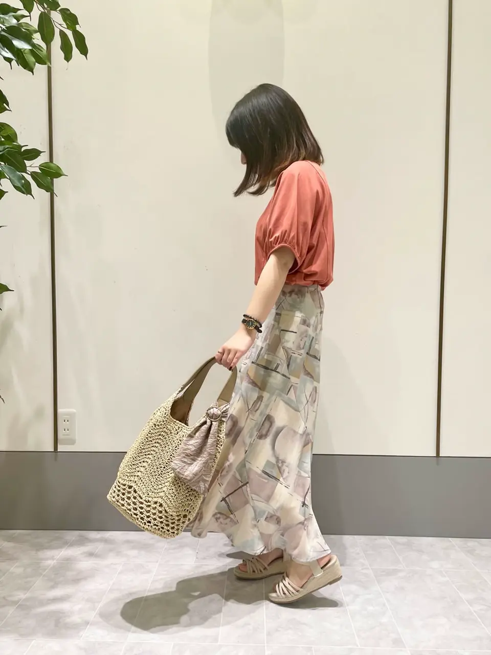 ANY SIS スタッフ コーディネート画像