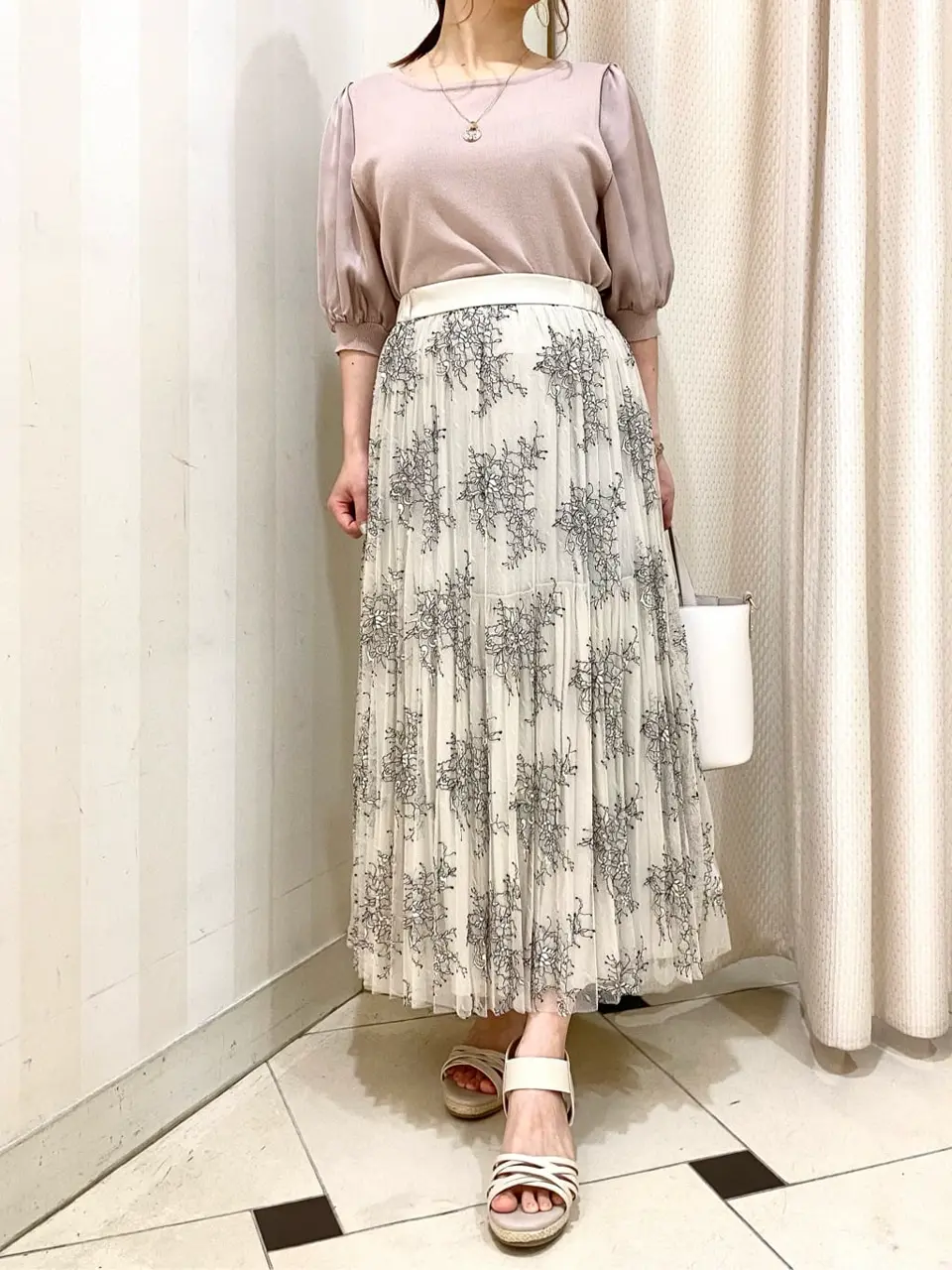 ANY SIS 横尾 コーディネート画像