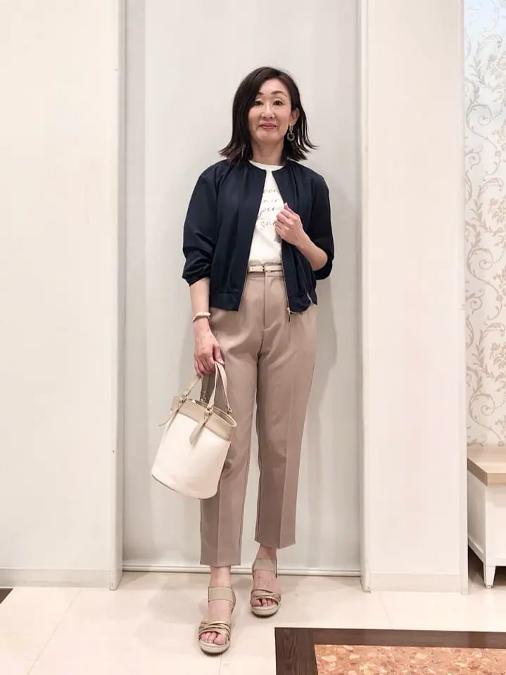 ANY SIS スタッフ コーディネート画像