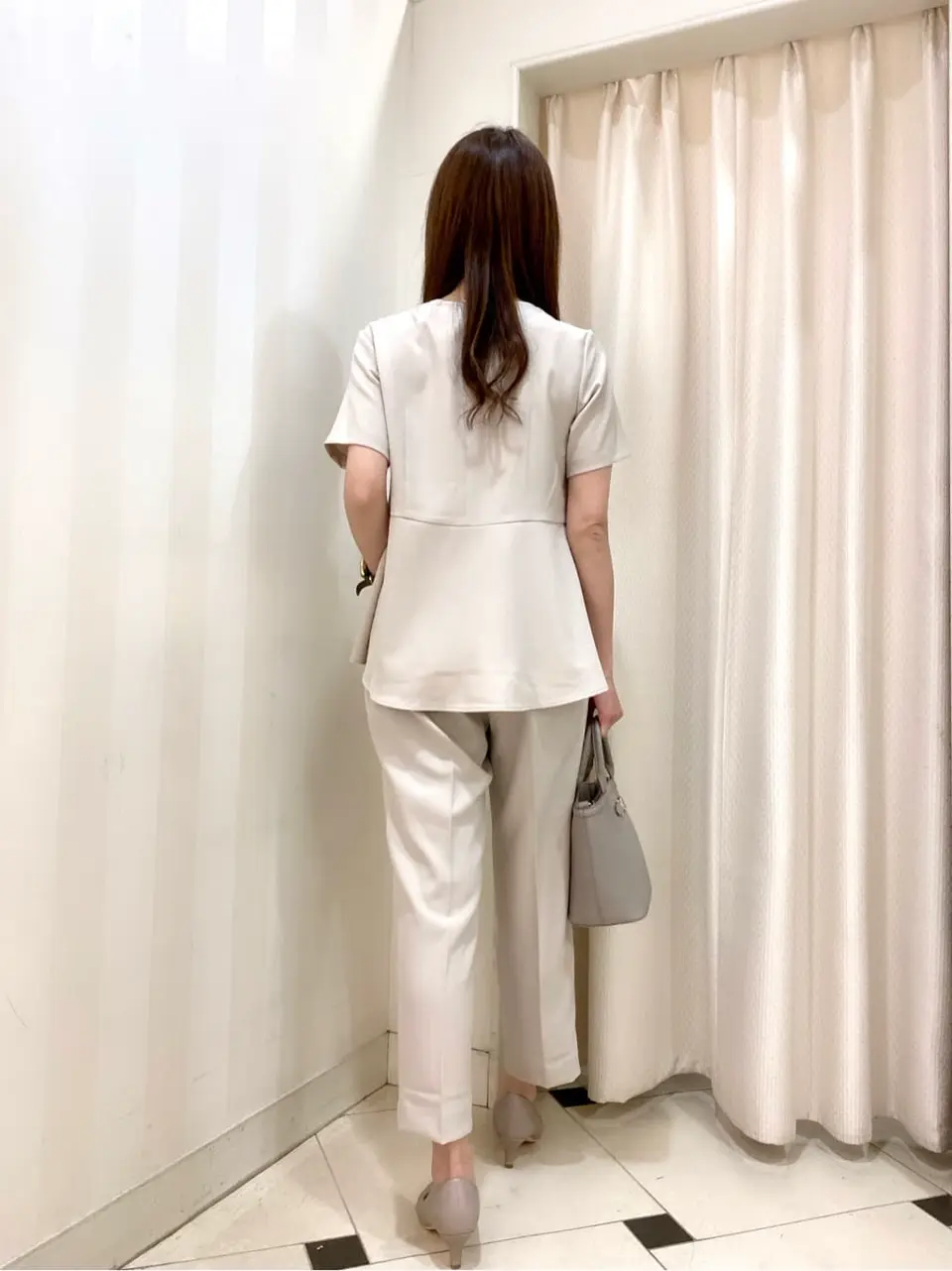 ANY SIS 金井 コーディネート画像