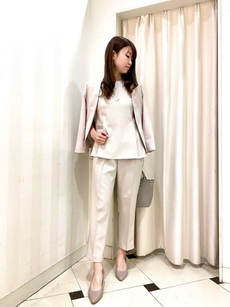 ANY SIS 金井 コーディネート画像