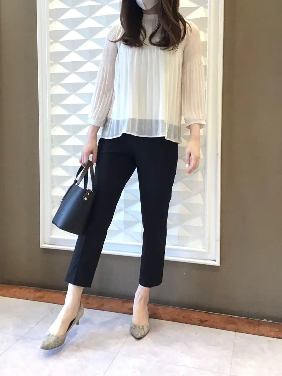 ANY SIS スタッフ コーディネート画像