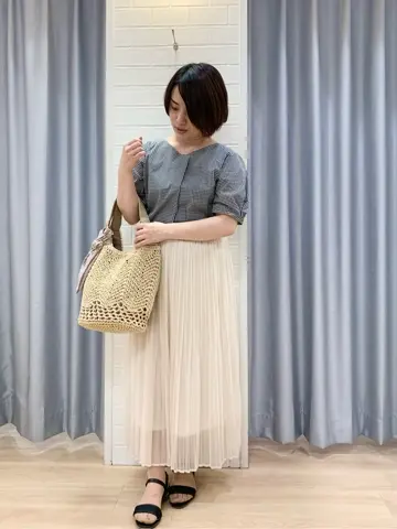 ANY SIS 丸岡 コーディネート画像