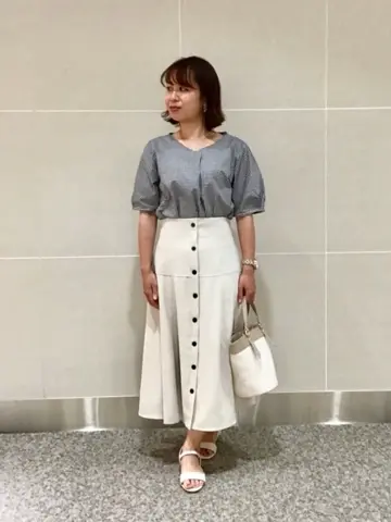 ANY SIS スタッフ コーディネート画像