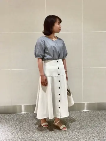 ANY SIS スタッフ コーディネート画像