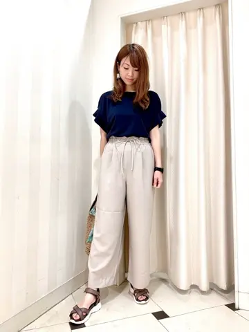 ANY SIS 金井 コーディネート画像