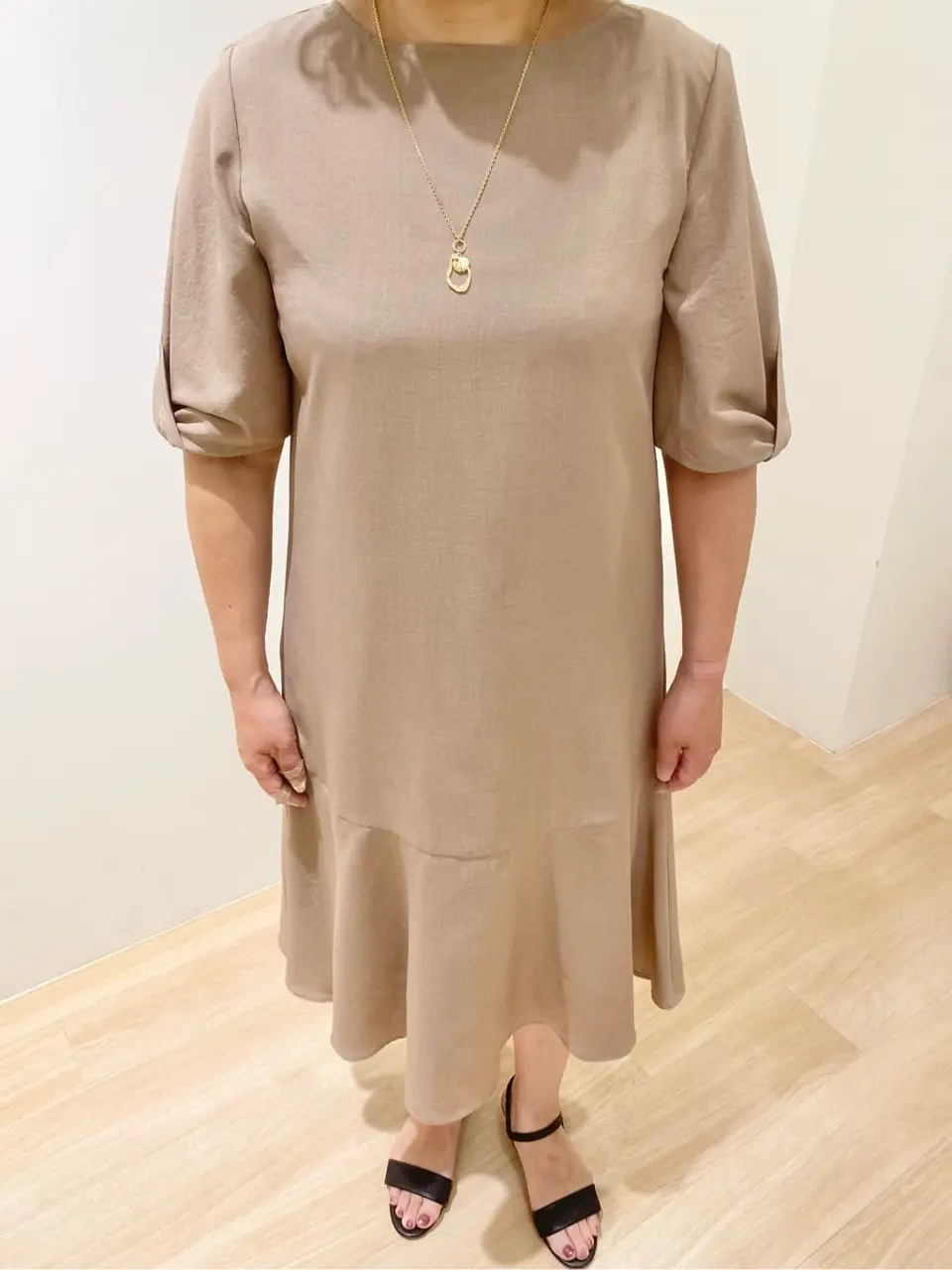 ANY SIS 今仲 コーディネート画像