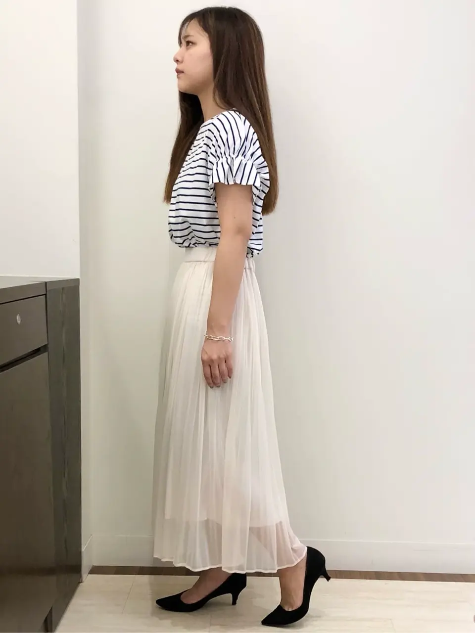 ANY SIS スタッフ コーディネート画像