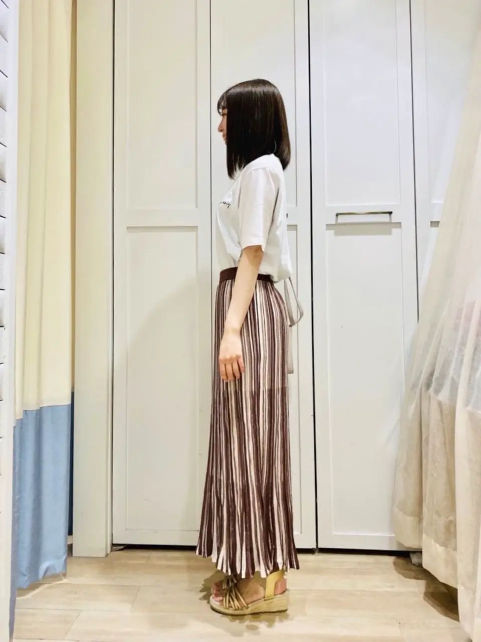 ANY SIS スタッフ コーディネート画像