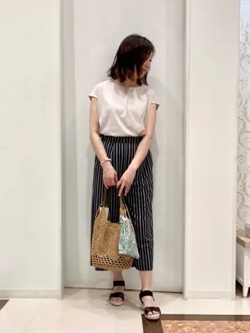 ANY SIS スタッフ コーディネート画像