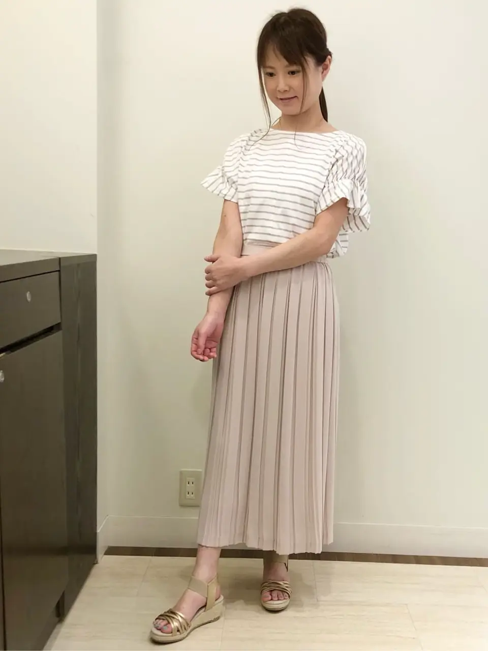 ANY SIS スタッフ コーディネート画像