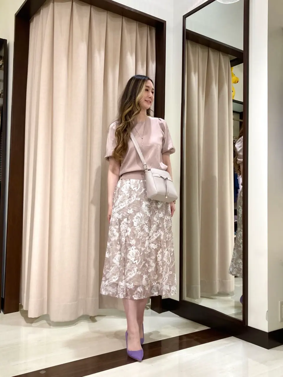 ANY SIS STAFF コーディネート画像