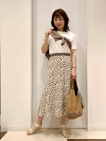 ANY SIS 横田 コーディネート画像