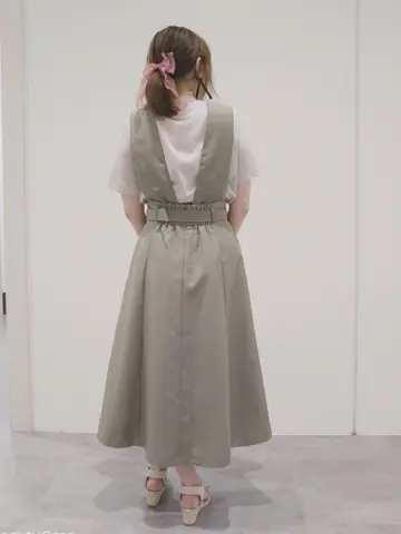 ANY SIS 川根　彩 コーディネート画像