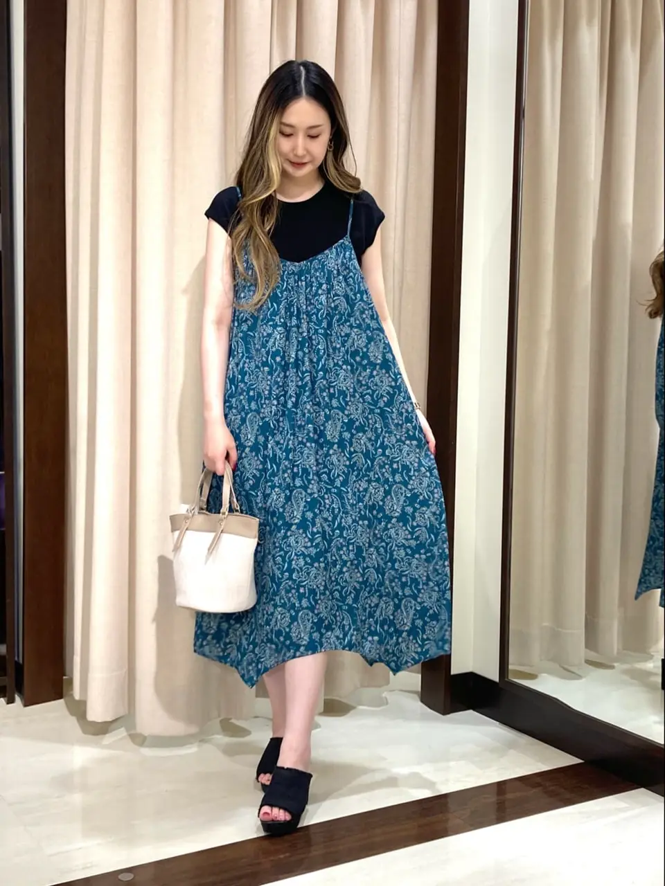 ANY SIS STAFF コーディネート画像