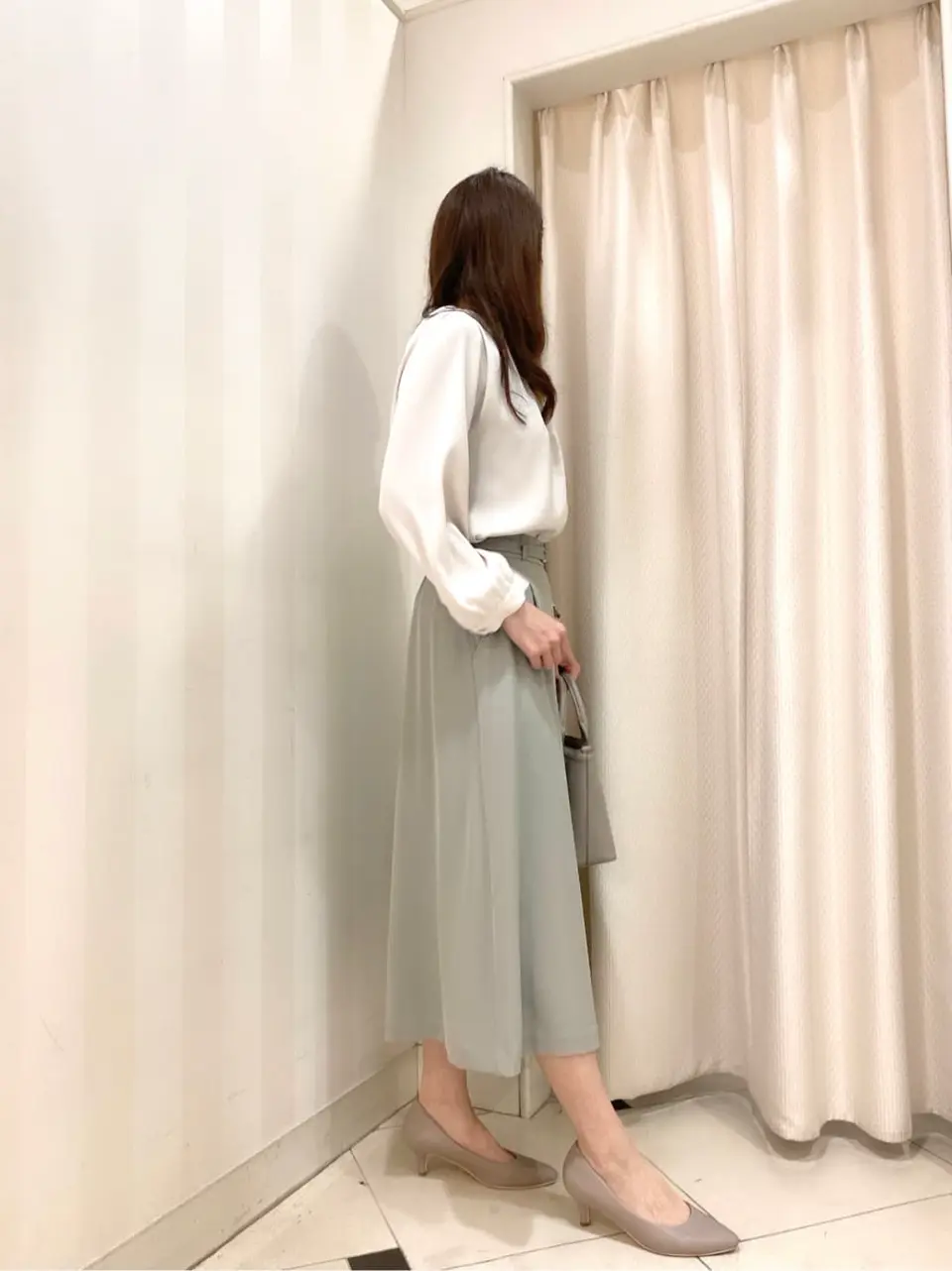 ANY SIS 金井 コーディネート画像