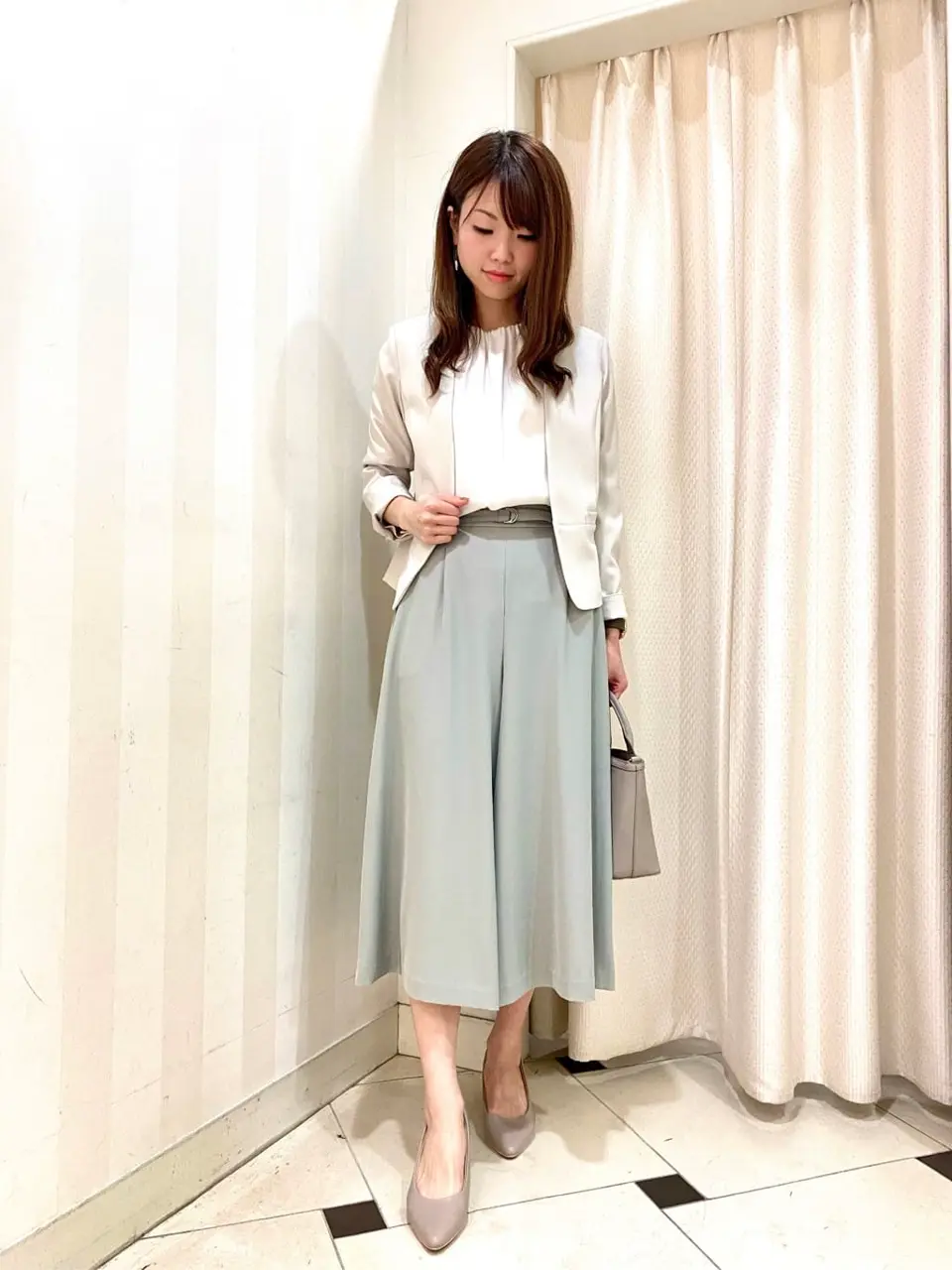 ANY SIS 金井 コーディネート画像